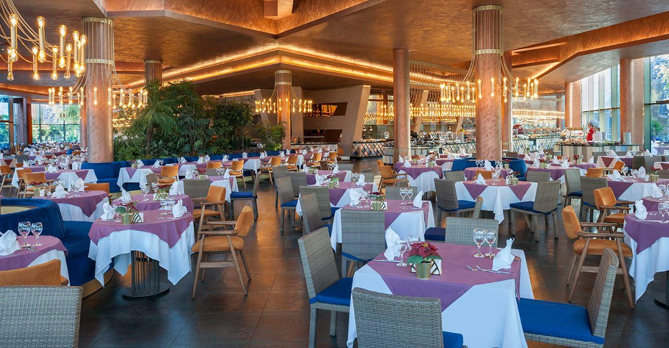 פמגוסטה Noah'S Ark Deluxe Hotel & Spa מראה חיצוני תמונה