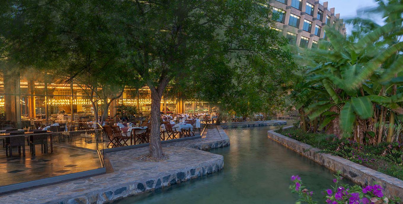 פמגוסטה Noah'S Ark Deluxe Hotel & Spa מראה חיצוני תמונה