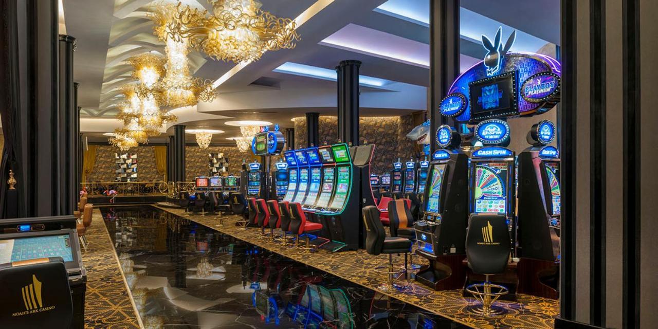 פמגוסטה Noah'S Ark Deluxe Hotel & Spa מראה חיצוני תמונה
